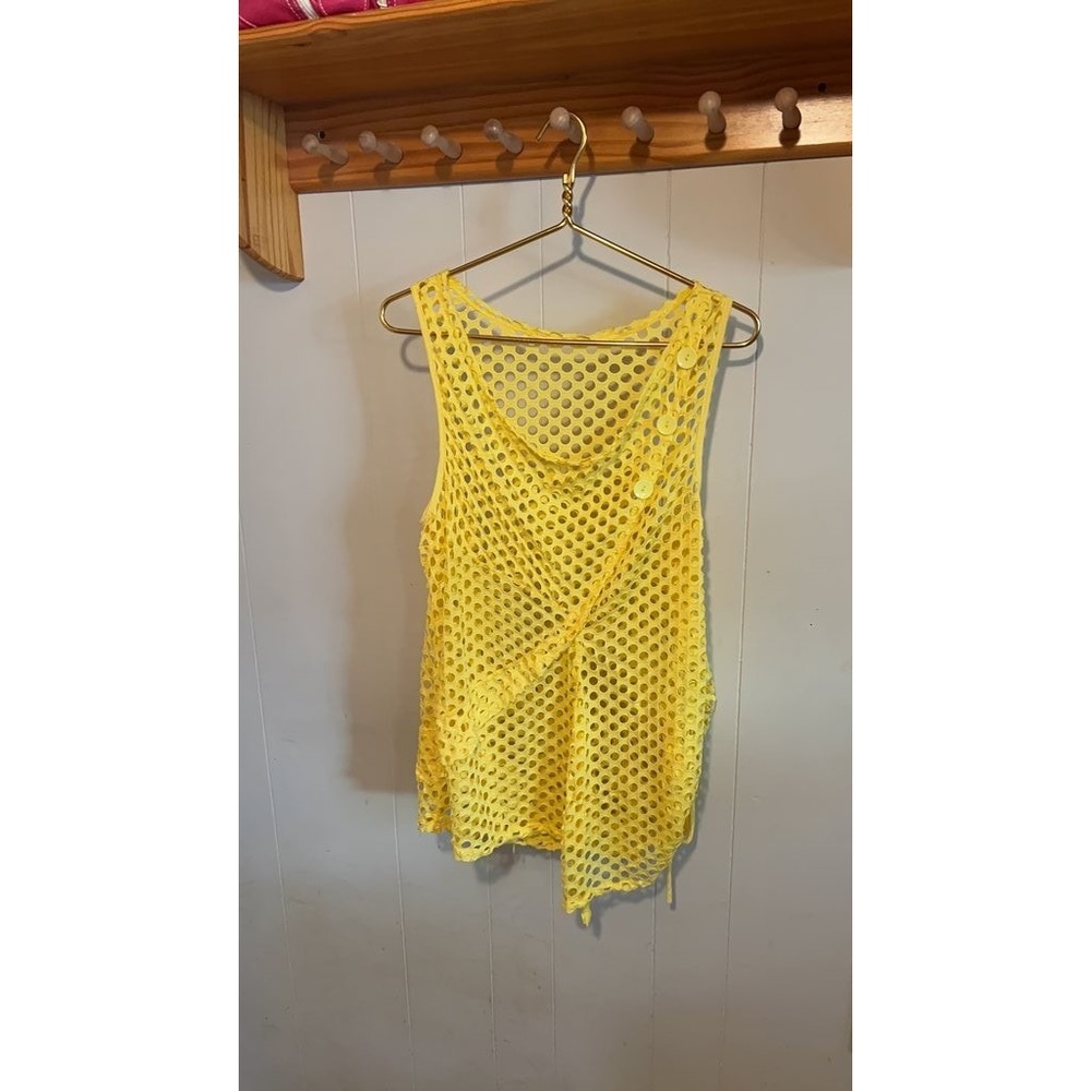 Vintage Yellow Mesh Cardigan and Tank Top Travel Elements